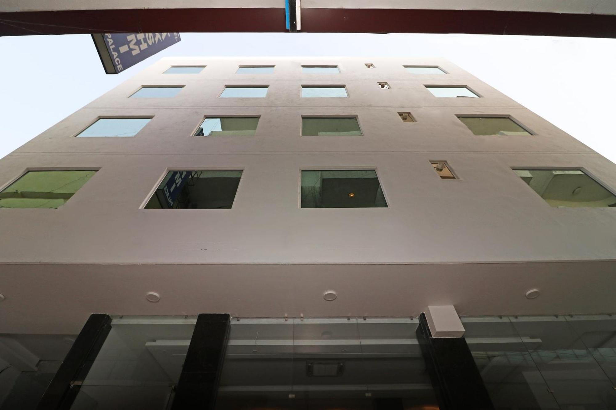Hotel O Aamara New Delhi Eksteriør bilde