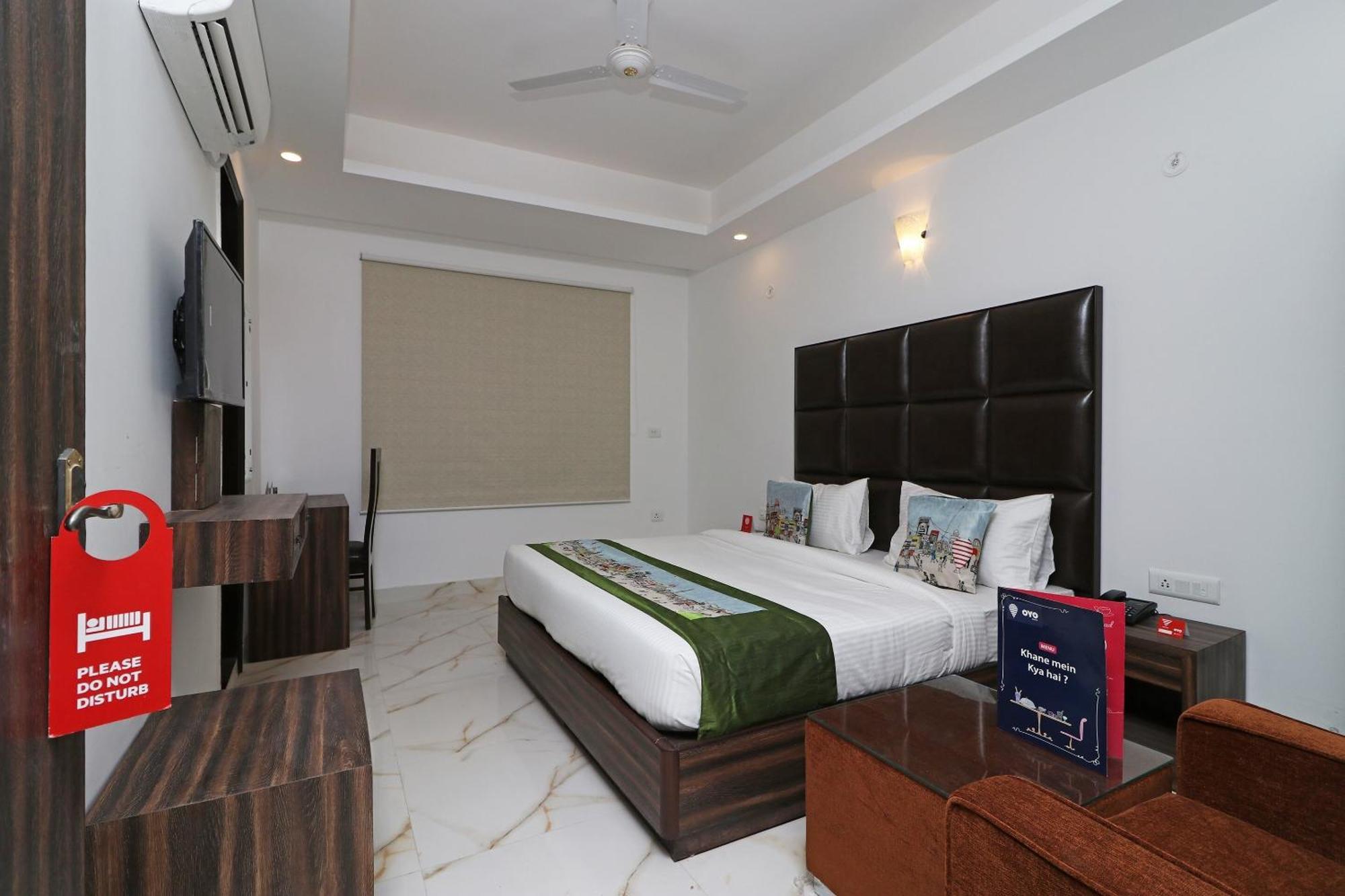 Hotel O Aamara New Delhi Eksteriør bilde